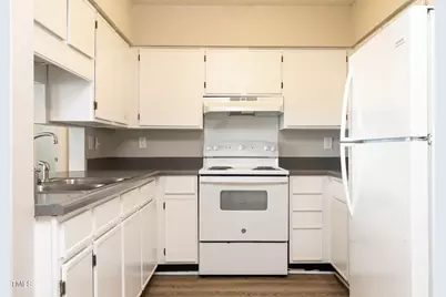 115 Holiday Park Road #3bed Classic, Hillsborough, NC 27278 - Photo 2