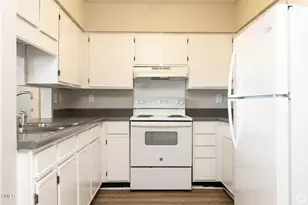 115 Holiday Park Rd, Hillsborough, NC 27278 - Photo 2