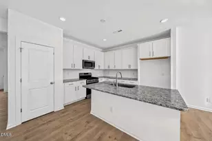 331 Sweetbay Tree Dr, Wendell, NC 27591 - Photo 2