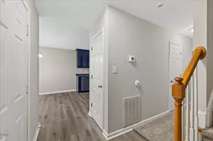 106 Piccadilly Ct, Clayton, NC 27520 - Photo 6