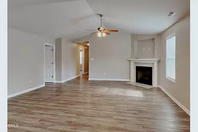 132 Winter Red Way, Benson, NC 27504 - Photo 2