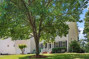 1202 Fairfax Woods Dr, Apex, NC 27502 - Photo 2