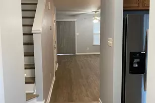 105 Climbing Ivy Ct, Cary, NC 27511 - Photo 2