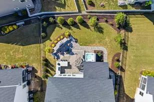 404 Honeyridge Ln, Holly Springs, NC 27540 - Photo 10