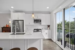 1610 Draper View Loop, Raleigh, NC 27608 - Photo 6