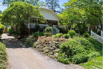 2235 The Circle, Raleigh, NC 27608 - Photo 2