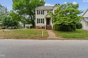 4305 Bartholomew Cir, Raleigh, NC 27604 - Photo 4