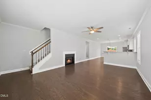 2133 Mills Crest St, Fuquay Varina, NC 27526 - Photo 2
