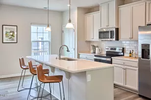 1004 Kentlands Dr, Durham, NC 27713 - Photo 6