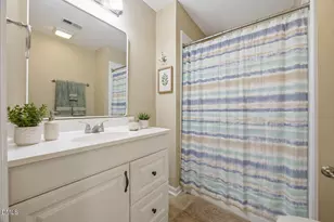 1302 Springlawn Ct, Raleigh, NC 27609 - Photo 14