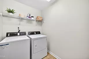 105 Oakbeech Ct, Holly Springs, NC 27540 - Photo 24
