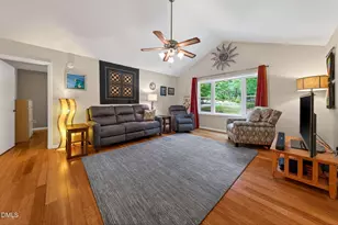 12 Drakesway Ct, Durham, NC 27713 - Photo 6