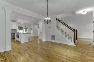205 Portsmith Pl, Chapel Hill, NC 27516 - Photo 10