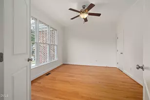 7219 Newport Ave, Raleigh, NC 27613 - Photo 12
