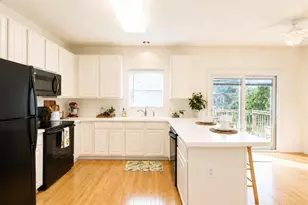8709 Blakehurst Dr, Raleigh, NC 27617 - Photo 6
