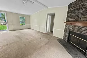 164 Ramblewood Ln, Henderson, NC 27537 - Photo 8