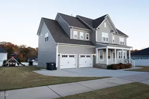 77 Ravensworth Dr, Garner, NC 27529 - Photo 2