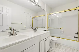 1224 E Pointe Dr, Durham, NC 27712 - Photo 54