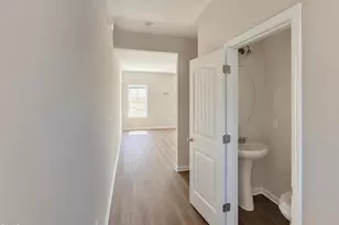 109 Crossvine St, Selma, NC 27576 - Photo 4