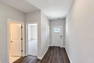 37 Fiddleneck Ct, Selma, NC 27576 - Photo 2