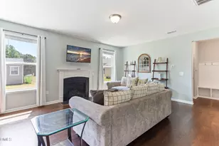 613 Golden Plum Ln, Zebulon, NC 27597 - Photo 10