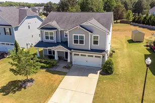 613 Golden Plum Ln, Zebulon, NC 27597 - Photo 4