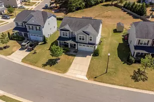 613 Golden Plum Ln, Zebulon, NC 27597 - Photo 6