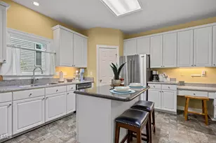4008 Sunridge Rd, Raleigh, NC 27613 - Photo 14