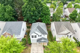 152 Trayesan Dr, Holly Springs, NC 27540 - Photo 2