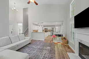 105 New Holland Pl, Cary, NC 27519 - Photo 4