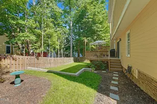 105 New Holland Pl, Cary, NC 27519 - Photo 24