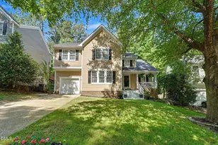 105 New Holland Pl, Cary, NC 27519 - Photo 2