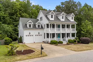 513 Lake Gaston Dr, Fuquay Varina, NC 27526 - Photo 2