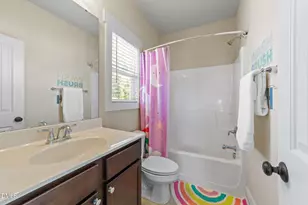 913 Hollymont Dr, Holly Springs, NC 27540 - Photo 22