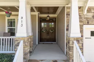 913 Hollymont Dr, Holly Springs, NC 27540 - Photo 4
