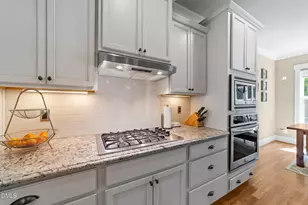 913 Hollymont Dr, Holly Springs, NC 27540 - Photo 10
