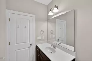 802 King Lake Ct, Fuquay-Varina, NC 27526 - Photo 52