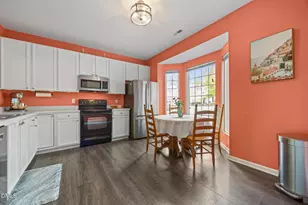 610 Walnut Woods Dr, Morrisville, NC 27560 - Photo 4