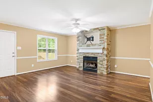 203 Lansing Dr, Benson, NC 27504 - Photo 10