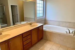 706 Weavers Ridge Dr, Cary, NC 27519 - Photo 10