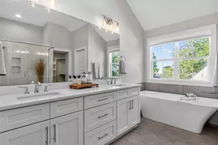 109 N Tunstall Ave, Apex, NC 27502 - Photo 18