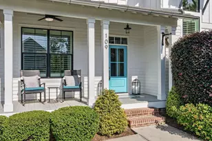 109 N Tunstall Ave, Apex, NC 27502 - Photo 2