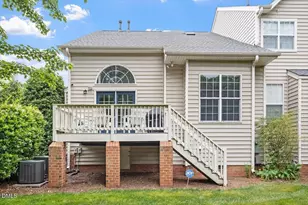 9425 Oglebay Ct, Raleigh, NC 27617 - Photo 4