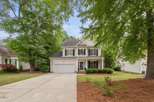 912 E Ivy Valley Dr, Fuquay Varina, NC 27526 - Photo 2