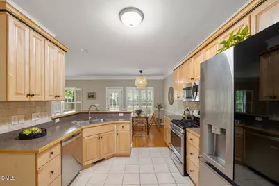 912 E Ivy Valley Drive, Fuquay Varina, NC 27526 - Photo 16