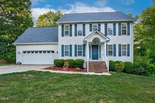 393 Santa Gertrudis Dr, Clayton, NC 27520 - Photo 2