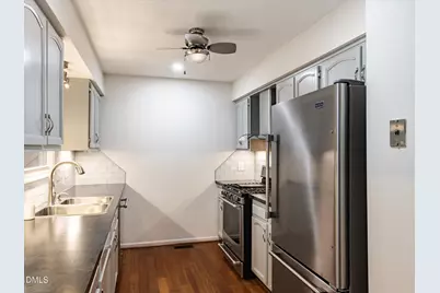 2929 Rue Sans Famille, Raleigh, NC 27607 - Photo 6