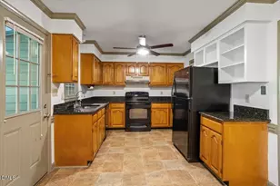 4522 Hamptonshire Dr, Raleigh, NC 27613 - Photo 8