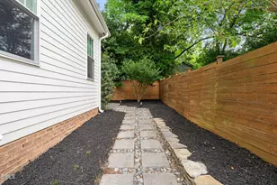 1505 E Jones St, Raleigh, NC 27610 - Photo 52