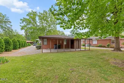 605 N Baker Street, Four Oaks, NC 27524 - Photo 4